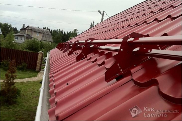 Фото - Как установить снегозадержатели — монтаж снегозадержателей на крышу